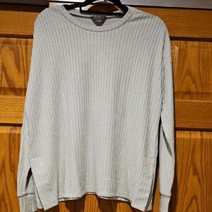 Eddie Bauer Light Sage Green Ribbed Women's Light Weight Sweater Size L